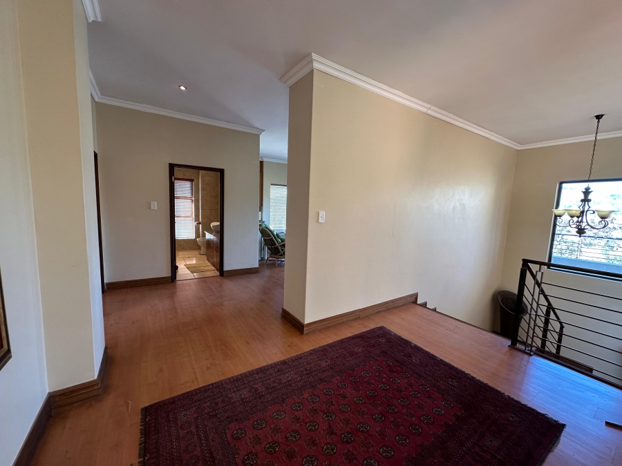 5 Bedroom Property for Sale in Xanadu Eco Park North West